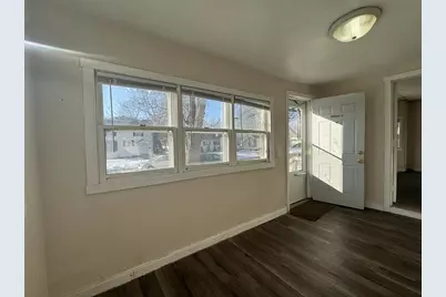 412 E Columbia Avenue, Champaign, IL 61820 - Photo 4