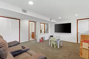 329 Tanoak Ln, Naperville, IL 60540 - Photo 18