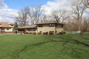 3846 W 157th St, Markham, IL 60428 - Photo 2