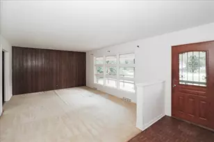 7N362 Sycamore Ave, Medinah, IL 60157 - Photo 4