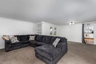 618 Fort St, Ottawa, IL 61350 - Photo 10