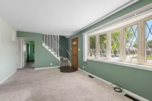 7118 Stanford Dr, Bridgeview, IL 60455 - Photo 2