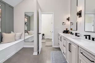 2017 Somerset Ln, Wheaton, IL 60189 - Photo 20