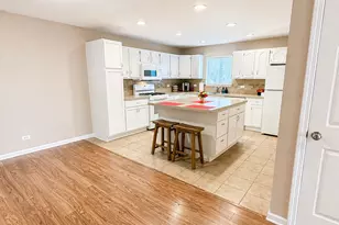 516-520 Stilson St, Earlville, IL 60518 - Photo 8