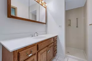 1903 Cheshire Ln, Wheaton, IL 60189 - Photo 16