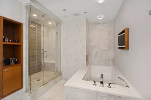 800 N Michigan Ave, Chicago, IL 60611 - Photo 22