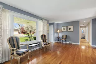 629 N Wren Ave, Palatine, IL 60067 - Photo 16