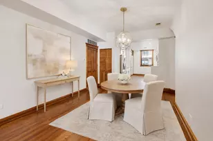 946 W Sheridan Rd, Chicago, IL 60613 - Photo 4