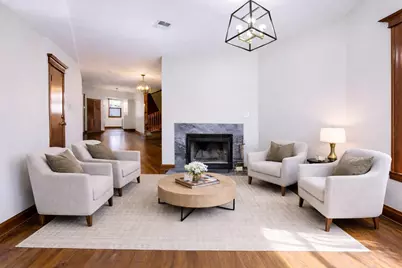 946 W Sheridan Road #2, Chicago, IL 60613 - Photo 2