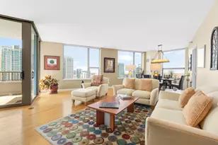 501 N Clinton St, Chicago, IL 60654 - Photo 2