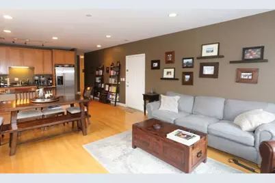 3655 N Southport Avenue #2N, Chicago, IL 60613 - Photo 8