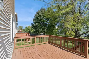 1823 S Fallbrook Dr, Round Lake, IL 60073 - Photo 14