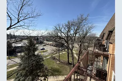 441 N Park Boulevard #5F, Glen Ellyn, IL 60137 - Photo 2