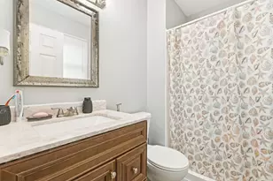 2 Emerson Dr, Schaumburg, IL 60194 - Photo 26