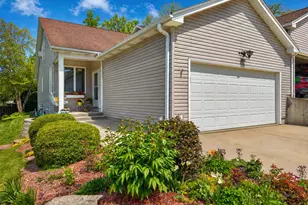 1985 Alinda Ave, Ottawa, IL 61350 - Photo 2