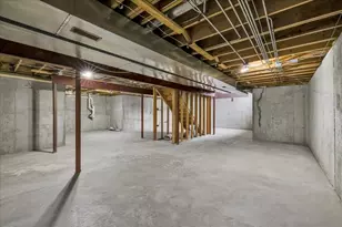 555 Bluestem Dr, Yorkville, IL 60560 - Photo 34