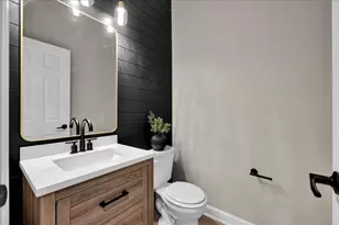 555 Bluestem Dr, Yorkville, IL 60560 - Photo 18