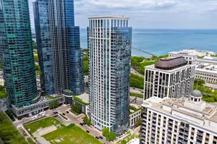 1235 S Prairie Ave, Chicago, IL 60605 - Photo 1