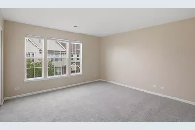 2720 N Greenwood Avenue, Arlington Heights, IL 60004 - Photo 8