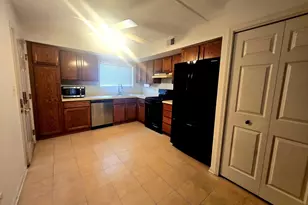 7867 N Caldwell Ave, Niles, IL 60714 - Photo 2