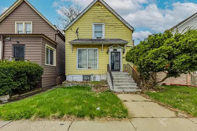 7526 S Merrill Avenue, Chicago, IL 60649 - Photo 1
