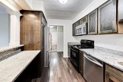 1056 N Mill Street #107, Naperville, IL 60563 - Photo 8