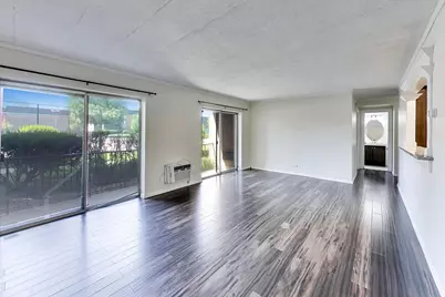 1056 N Mill Street #107, Naperville, IL 60563 - Photo 6