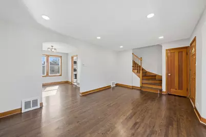 5127 S Hamlin Avenue, Chicago, IL 60632 - Photo 4