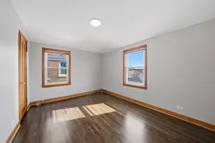 5127 S Hamlin Ave, Chicago, IL 60632 - Photo 10