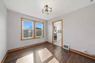 5127 S Hamlin Ave, Chicago, IL 60632 - Photo 6