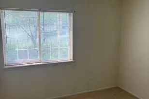 1602 Columbia Cir, Bartlett, IL 60103 - Photo 10