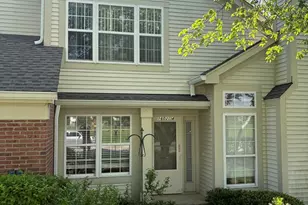1602 Columbia Cir, Bartlett, IL 60103 - Photo 2