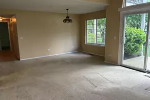 1602 Columbia Cir, Bartlett, IL 60103 - Photo 4