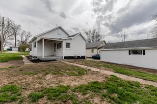 512 W Chestnut St, Dalzell, IL 61320 - Photo 18