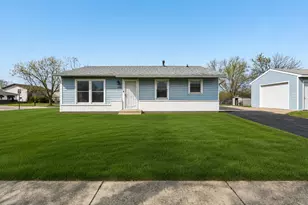 3520 School Dr, Country Club Hills, IL 60478 - Photo 1