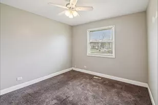 3520 School Dr, Country Club Hills, IL 60478 - Photo 16
