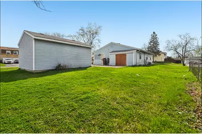 3520 School Drive, Country Club Hills, IL 60478 - Photo 2