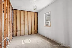 3636 N Ashland Ave, Chicago, IL 60613 - Photo 8