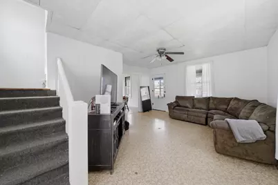 911 W 5th Street, Sterling, IL 61081 - Photo 6