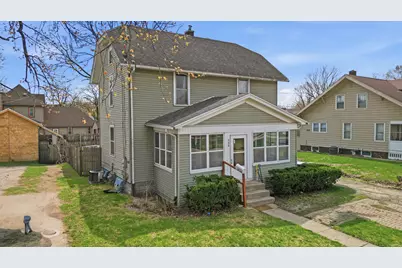 911 W 5th Street, Sterling, IL 61081 - Photo 2