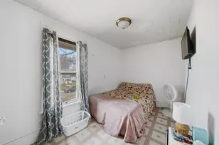 911 W 5th St, Sterling, IL 61081 - Photo 10