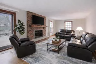 5020 Dukesberry Ln, Hoffman Estates, IL 60010 - Photo 10