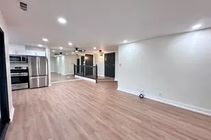 1313 Cass Ln E, Westmont, IL 60559 - Photo 4