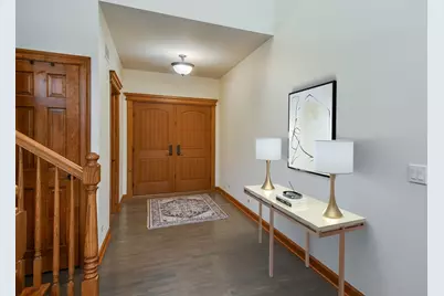 2009 Mackenzie Place #2009, Wheaton, IL 60187 - Photo 6