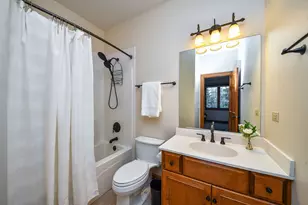 2009 Mackenzie Pl, Wheaton, IL 60187 - Photo 36