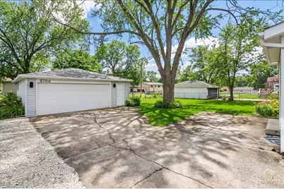 8766 S 83rd Court, Hickory Hills, IL 60457 - Photo 36