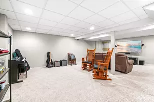 27W343 Churchill Rd, Winfield, IL 60190 - Photo 18