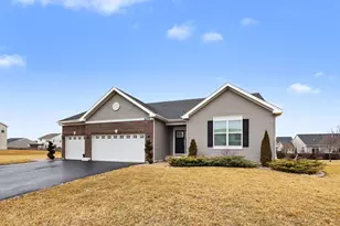 2077 Hearthstone Ave, Yorkville, IL 60560 - Photo 2