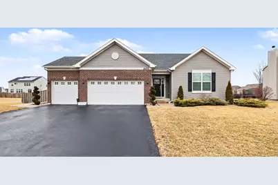 2077 Hearthstone Avenue, Yorkville, IL 60560 - Photo 1