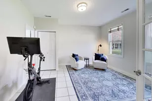 4010 N Clark St, Chicago, IL 60613 - Photo 8